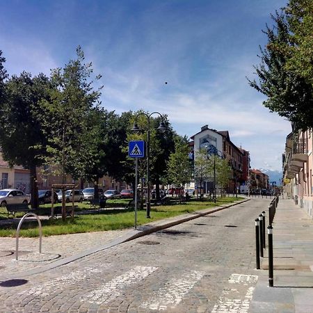 Elegante Appartamento Vicino Al Centro Торино Екстериор снимка
