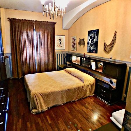 Elegante Appartamento Vicino Al Centro Торино Екстериор снимка