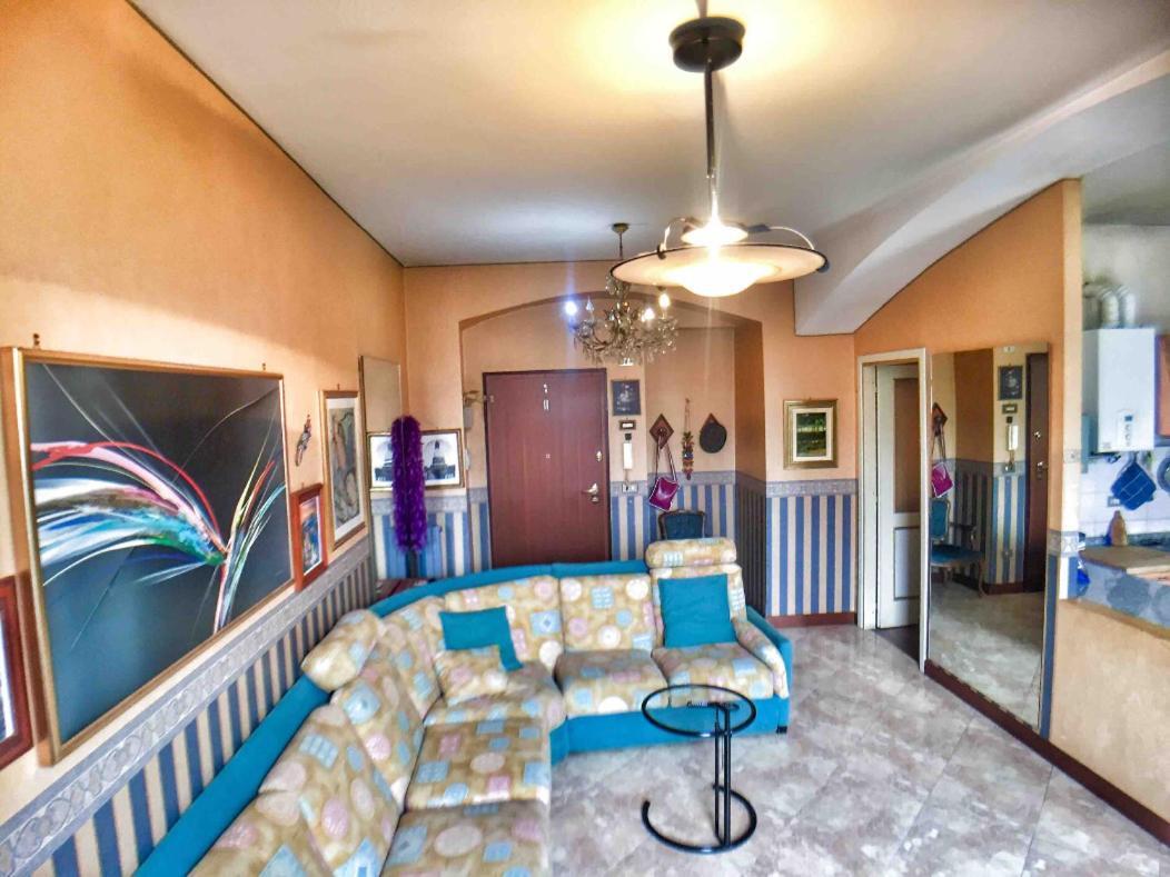 Elegante Appartamento Vicino Al Centro Торино Екстериор снимка