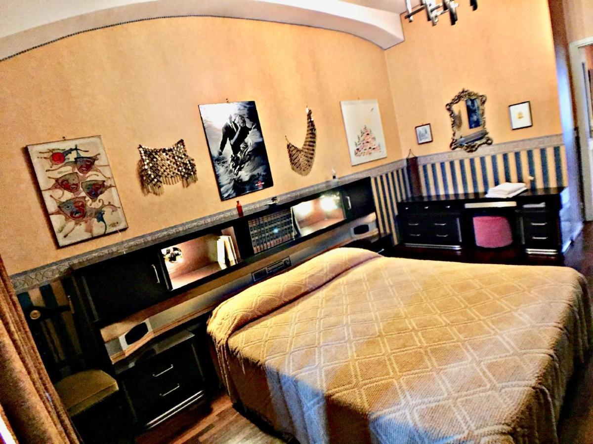 Elegante Appartamento Vicino Al Centro Торино Екстериор снимка